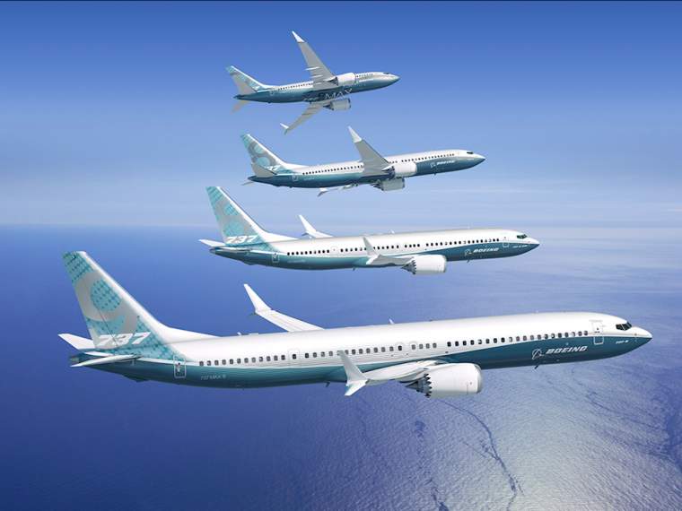 Las autoridades postergan los plazos para el regreso del avión, dio a entender American Las autoridades postergan los plazos para el regreso del avión, dio a entender American